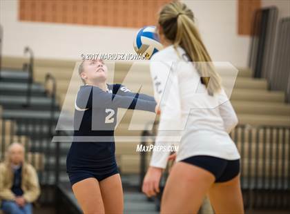 Thumbnail 3 in Eisenhower @ Stoney Creek (MHSAA District Semifinal) photogallery.