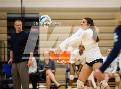 Thumbnail 3 in Eisenhower @ Stoney Creek (MHSAA District Semifinal) photogallery.