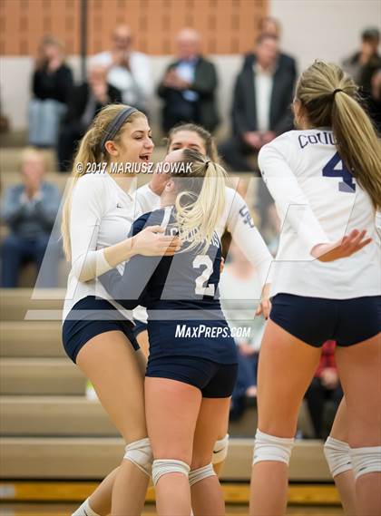 Thumbnail 3 in Eisenhower @ Stoney Creek (MHSAA District Semifinal) photogallery.