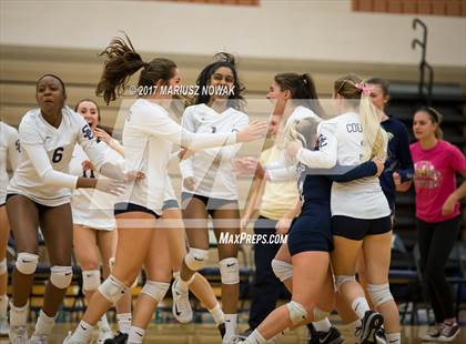 Thumbnail 1 in Eisenhower @ Stoney Creek (MHSAA District Semifinal) photogallery.