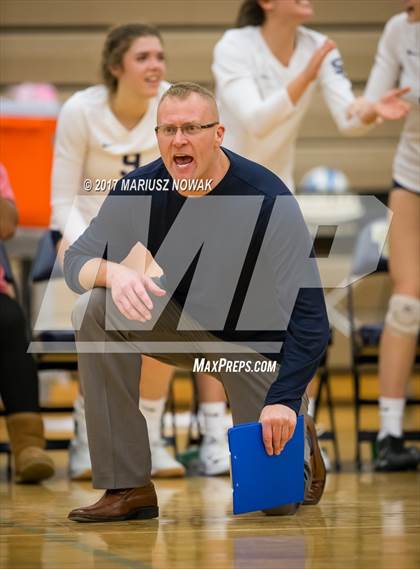 Thumbnail 3 in Eisenhower @ Stoney Creek (MHSAA District Semifinal) photogallery.