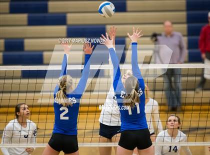 Thumbnail 1 in Eisenhower @ Stoney Creek (MHSAA District Semifinal) photogallery.