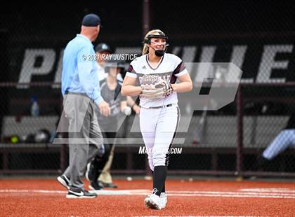 Thumbnail 3 in Tug Valley @ Pikeville photogallery.