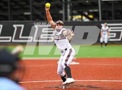 Thumbnail 1 in Tug Valley @ Pikeville photogallery.