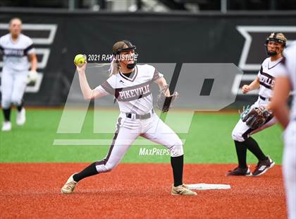 Thumbnail 2 in Tug Valley @ Pikeville photogallery.