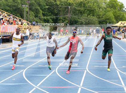 Thumbnail 2 in NCHSAA 2A & 4A Finals photogallery.
