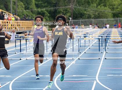 Thumbnail 1 in NCHSAA 2A & 4A Finals photogallery.