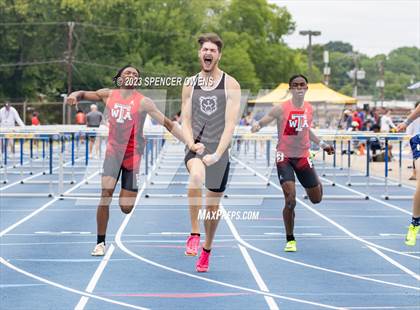 Thumbnail 2 in NCHSAA 2A & 4A Finals photogallery.