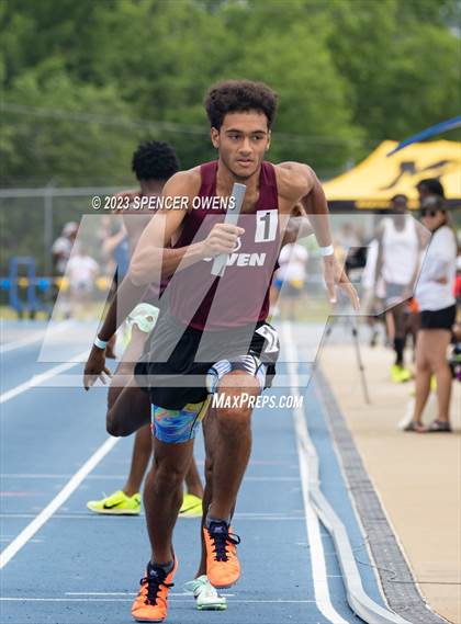 Thumbnail 3 in NCHSAA 2A & 4A Finals photogallery.