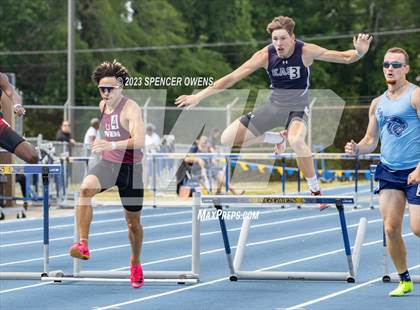 Thumbnail 3 in NCHSAA 2A & 4A Finals photogallery.
