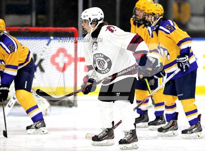 Thumbnail 3 in Orchard Park vs Lock/Nia Falls photogallery.