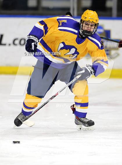 Thumbnail 3 in Orchard Park vs Lock/Nia Falls photogallery.