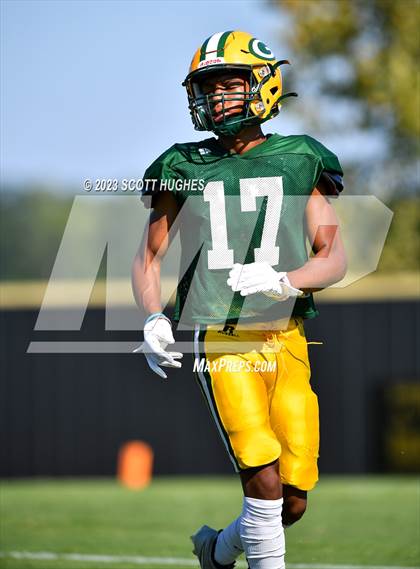Thumbnail 1 in Gallatin @ Mount Juliet photogallery.