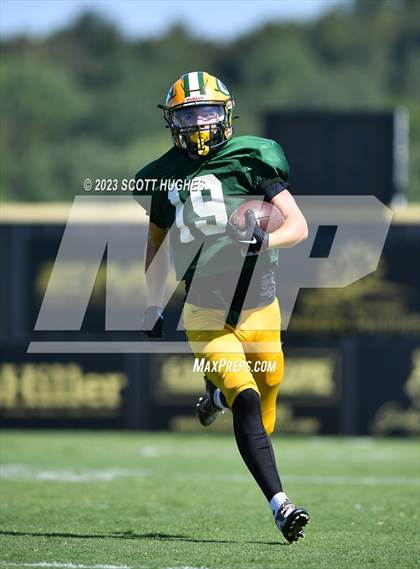 Thumbnail 3 in Gallatin @ Mount Juliet photogallery.