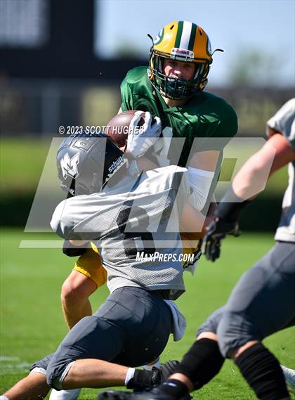 Thumbnail 1 in Gallatin @ Mount Juliet photogallery.