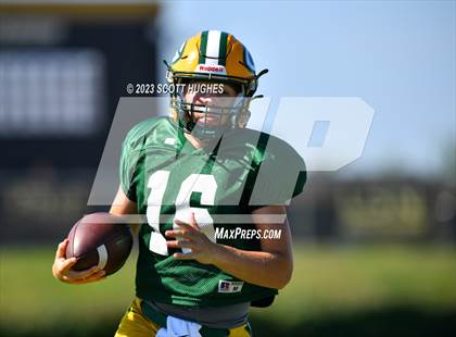 Thumbnail 2 in Gallatin @ Mount Juliet photogallery.