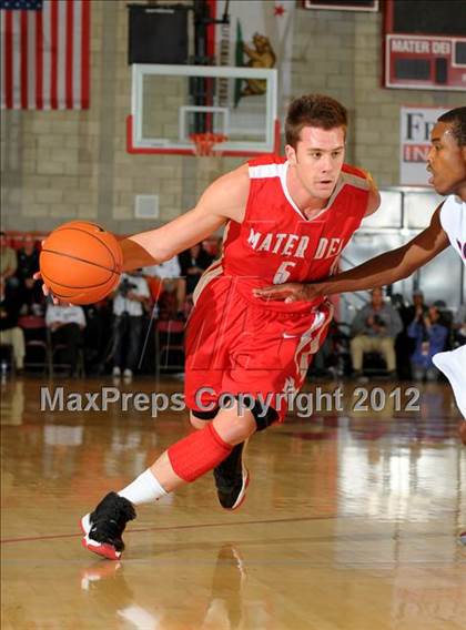 Thumbnail 1 in Lutheran vs Mater Dei (Nike Extravaganza) photogallery.