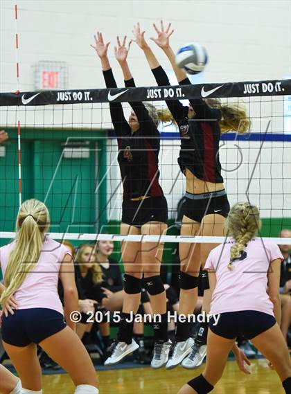 Thumbnail 1 in Ponderosa vs. La Costa Canyon (Durango Fall Classic) photogallery.