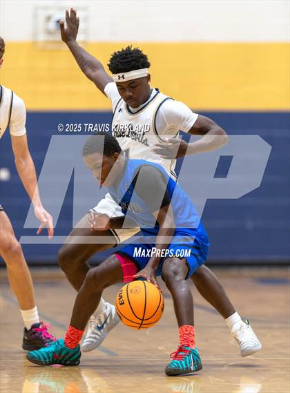 Thumbnail 3 in Winterboro @ Moody photogallery.