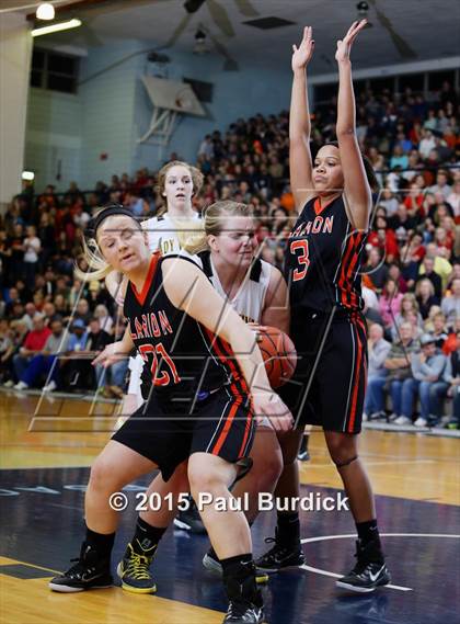 Thumbnail 2 in Venango Catholic vs. Clarion Area (District IX A Championship) photogallery.
