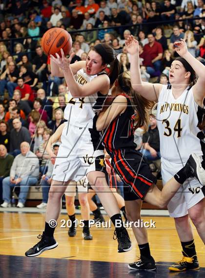 Thumbnail 2 in Venango Catholic vs. Clarion Area (District IX A Championship) photogallery.