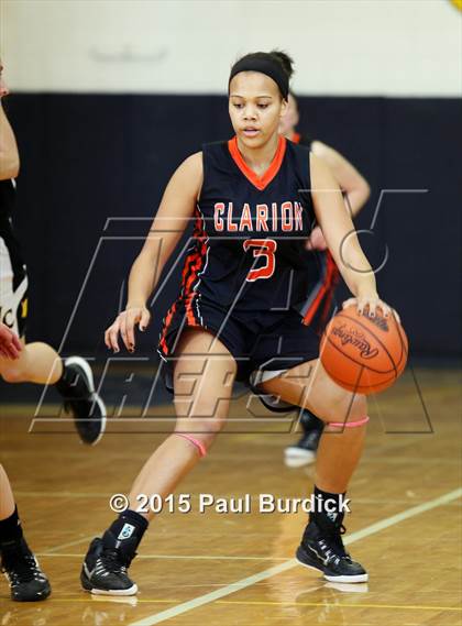 Thumbnail 2 in Venango Catholic vs. Clarion Area (District IX A Championship) photogallery.