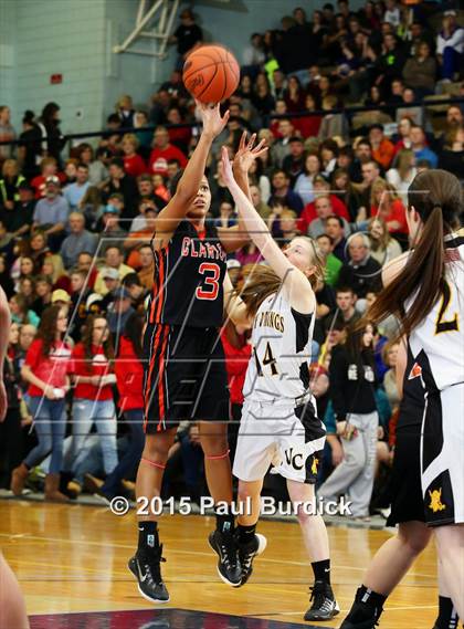 Thumbnail 3 in Venango Catholic vs. Clarion Area (District IX A Championship) photogallery.