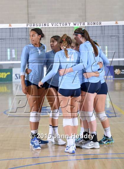 Thumbnail 2 in Valley Christian vs. Olympian (CIF State D3 Final) photogallery.