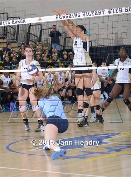 Thumbnail 2 in Valley Christian vs. Olympian (CIF State D3 Final) photogallery.