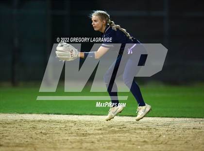 Thumbnail 1 in Keller vs Timber Creek photogallery.