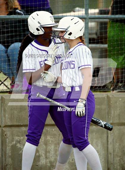 Thumbnail 2 in Keller vs Timber Creek photogallery.