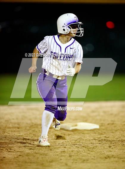 Thumbnail 3 in Keller vs Timber Creek photogallery.