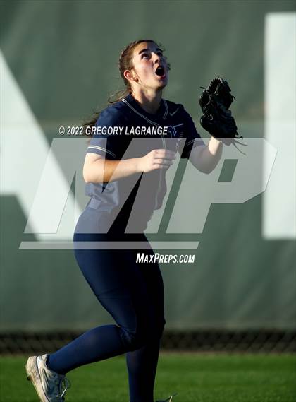 Thumbnail 3 in Keller vs Timber Creek photogallery.