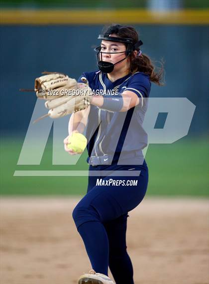 Thumbnail 3 in Keller vs Timber Creek photogallery.