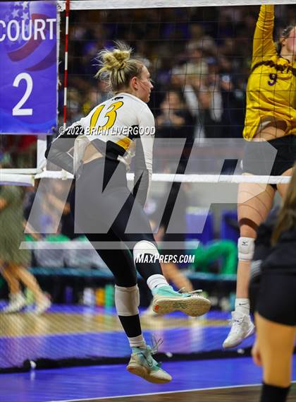 Thumbnail 3 in Fowler vs. Meeker (CHSAA 2A State Championships Semifinal) photogallery.