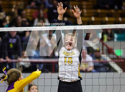 Thumbnail 2 in Fowler vs. Meeker (CHSAA 2A State Championships Semifinal) photogallery.