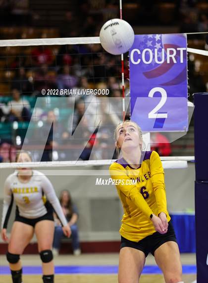 Thumbnail 3 in Fowler vs. Meeker (CHSAA 2A State Championships Semifinal) photogallery.