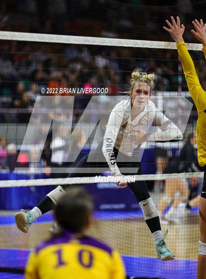 Thumbnail 1 in Fowler vs. Meeker (CHSAA 2A State Championships Semifinal) photogallery.