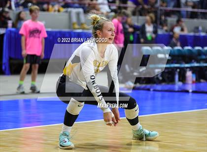 Thumbnail 1 in Fowler vs. Meeker (CHSAA 2A State Championships Semifinal) photogallery.