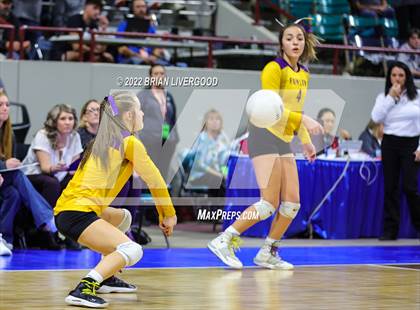 Thumbnail 3 in Fowler vs. Meeker (CHSAA 2A State Championships Semifinal) photogallery.