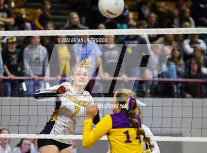 Thumbnail 3 in Fowler vs. Meeker (CHSAA 2A State Championships Semifinal) photogallery.