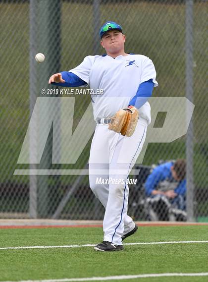 Thumbnail 1 in Celeste vs Windthorst (UIL 2A Region 2 Area Playoff) photogallery.
