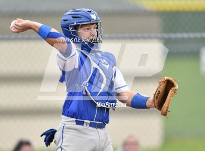 Thumbnail 1 in Celeste vs Windthorst (UIL 2A Region 2 Area Playoff) photogallery.