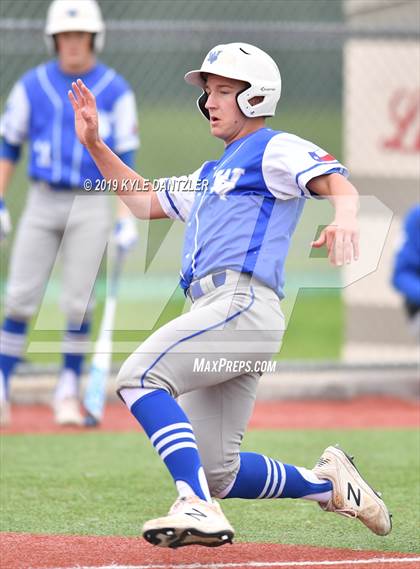 Thumbnail 3 in Celeste vs Windthorst (UIL 2A Region 2 Area Playoff) photogallery.