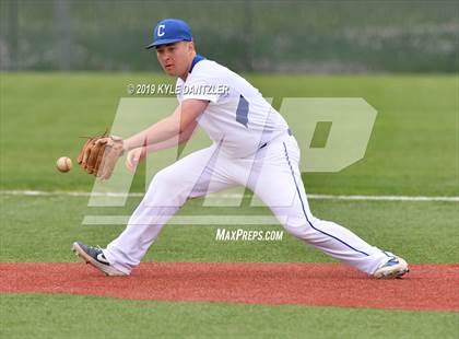 Thumbnail 2 in Celeste vs Windthorst (UIL 2A Region 2 Area Playoff) photogallery.