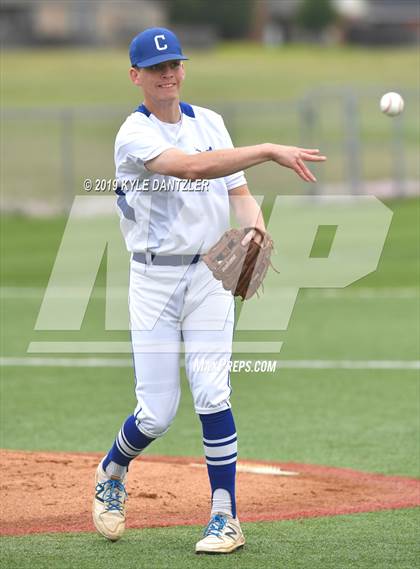 Thumbnail 3 in Celeste vs Windthorst (UIL 2A Region 2 Area Playoff) photogallery.