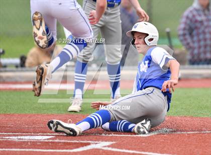 Thumbnail 3 in Celeste vs Windthorst (UIL 2A Region 2 Area Playoff) photogallery.