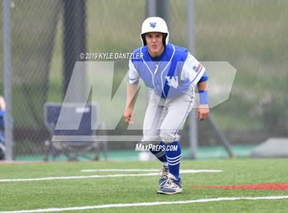 Thumbnail 1 in Celeste vs Windthorst (UIL 2A Region 2 Area Playoff) photogallery.