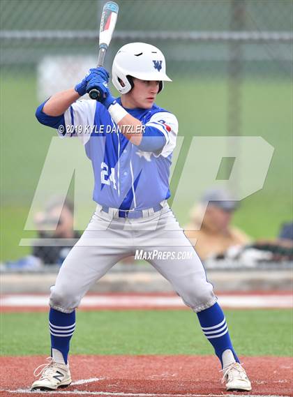 Thumbnail 2 in Celeste vs Windthorst (UIL 2A Region 2 Area Playoff) photogallery.