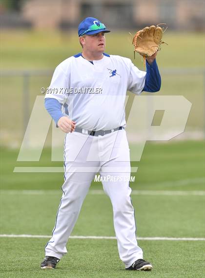 Thumbnail 1 in Celeste vs Windthorst (UIL 2A Region 2 Area Playoff) photogallery.